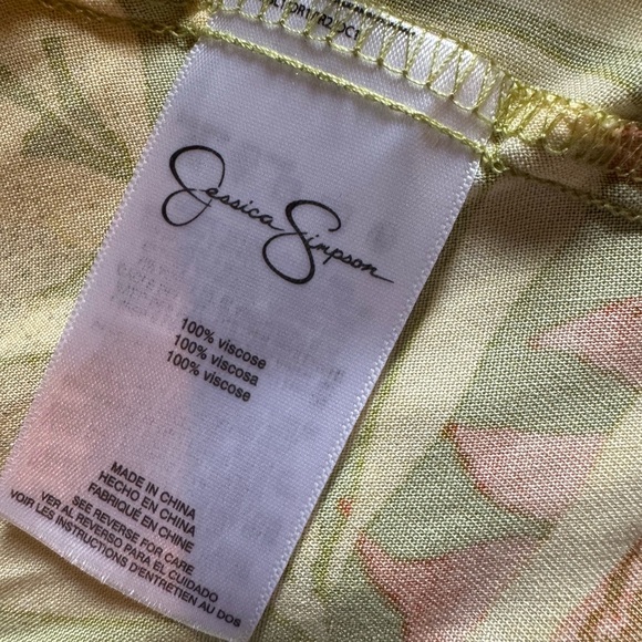 Jessica Simpson Pickled Pepper Kimono with Floral Design - Picture 4 of 6